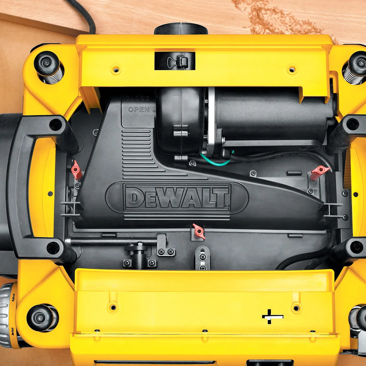 DeWALT DW735 13" Three Knife Two-Speed Thickness Planer