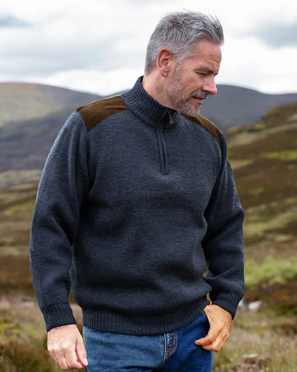 Hoggs of Fife Hebrides II Quarter Zip Windproof Pullover
